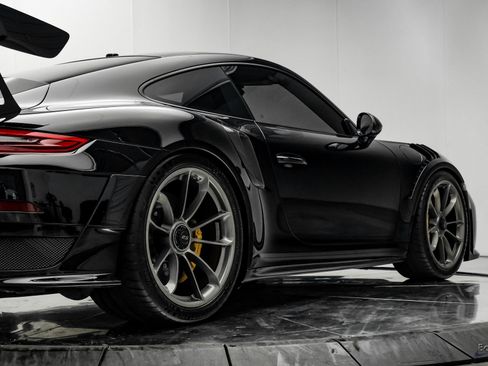 Used 2019 Porsche 911 GT2 RS w/ Weissach Package image 19