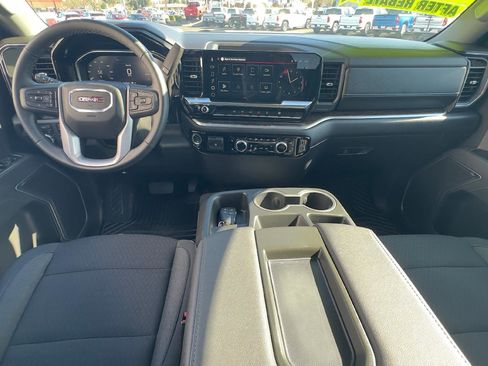 Used 2026 GMC Sierra 1500 Elevation image 7