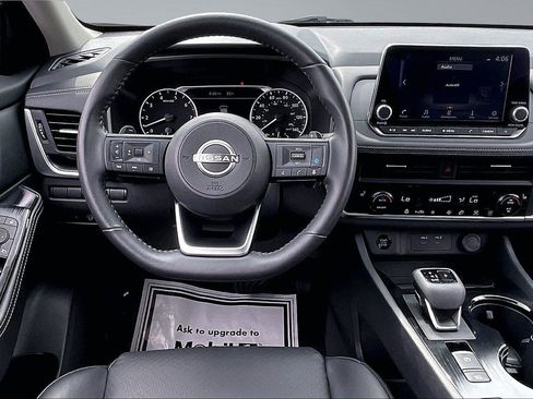 Certified 2024 Nissan Rogue SV w/ SV Premium Package FWD image 6