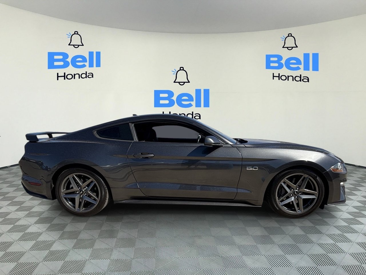 Used 2020 Ford Mustang GT RWD image 5