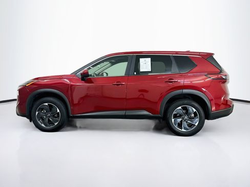 Used 2025 Nissan Rogue SV AWD/4WD image 4