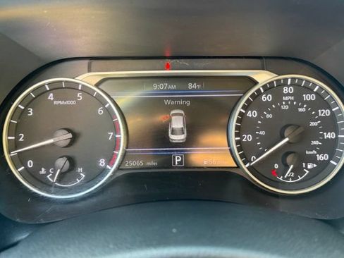 Used 2022 Nissan Sentra SV w/ Trunk Package FWD image 28