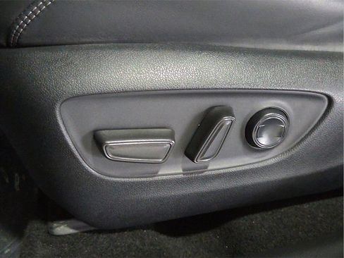 Certified 2024 Toyota RAV4 XLE Premium image 18