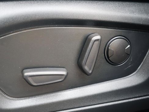 Used 2021 Ford Explorer XLT w/ Equipment Group 202A image 56