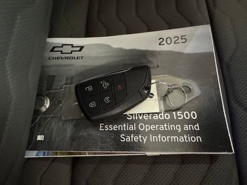 Used 2025 Chevrolet Silverado 1500 ZR2 w/ Dark Appearance Package AWD/4WD image 30