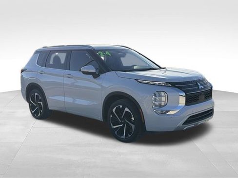 Used 2024 Mitsubishi Outlander SEL FWD image 7