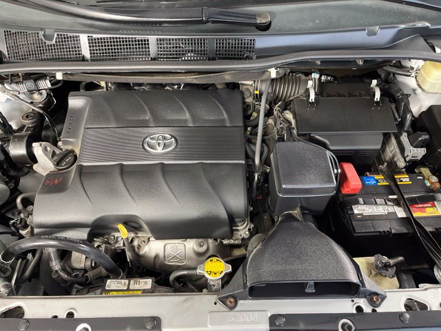 Used 2015 Toyota Sienna LE FWD image 41