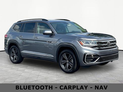 Used 2021 Volkswagen Atlas SE w/ Panoramic Sunroof Package AWD/4WD image 3