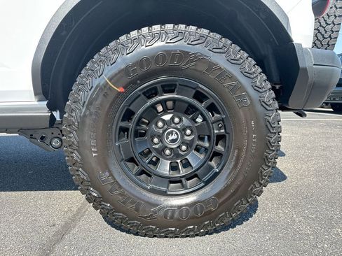 New 2026 Ford Bronco Badlands AWD/4WD image 28