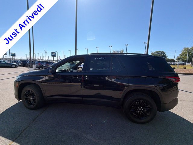 Used 2023 Chevrolet Traverse LS w/ Midnight/Sport Edition FWD image 6