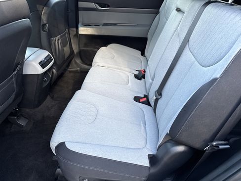 Used 2022 Hyundai Palisade SE image 20
