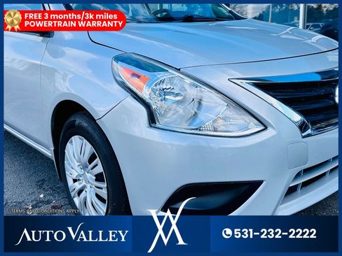 Used 2019 Nissan Versa S Plus FWD image 10