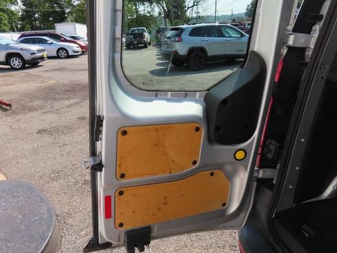 Used 2018 Ford Transit Connect XL FWD image 11
