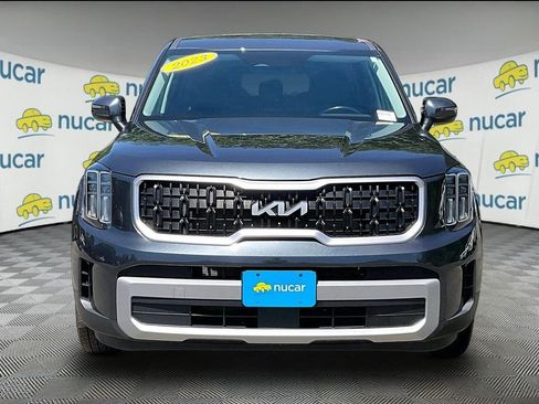Used 2023 Kia Telluride LX AWD/4WD image 2