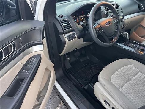 Used 2018 Ford Explorer 4WD image 17