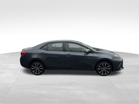 Used 2019 Toyota Corolla SE image 6