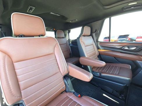 Used 2024 GMC Yukon Denali Ultimate image 17