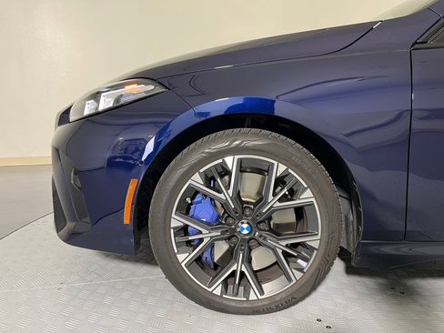 Used 2025 BMW M235i xDrive w/ Premium Package image 10