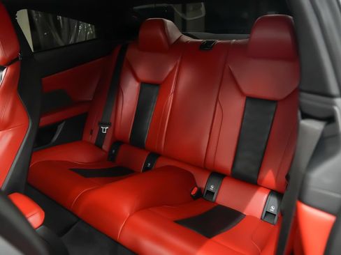 Used 2022 BMW M4 Coupe w/ M Carbon Exterior Package RWD image 21