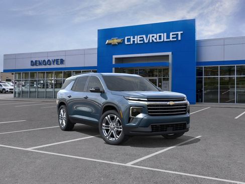 New 2025 Chevrolet Traverse LT w/ Driver Confidence Package image 25