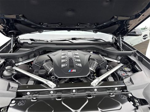 New 2026 BMW X7 M60i w/ Executive Package image 11