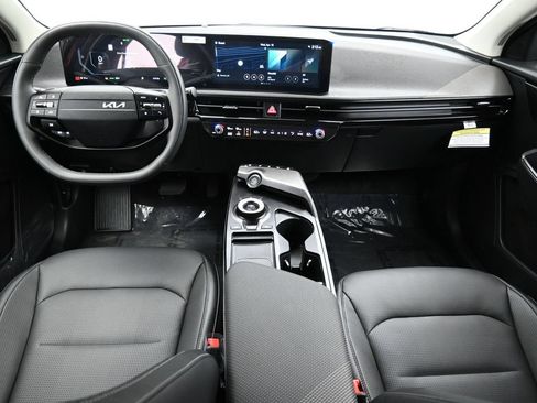 New 2025 Kia EV6 Wind AWD/4WD image 33