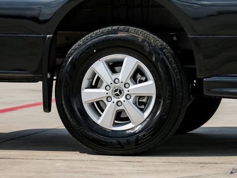 Used 2025 Mercedes-Benz Sprinter 2500 image 64