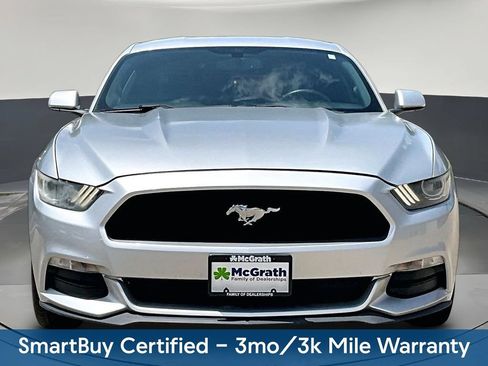 Used 2016 Ford Mustang Coupe RWD image 2