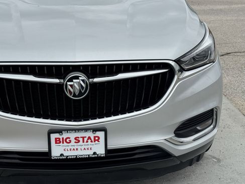 Used 2020 Buick Enclave Essence w/ LPO, Floor Liner Package FWD image 5