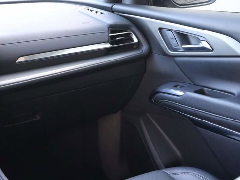 Used 2024 Chevrolet Traverse LT w/ LPO, Floor Liner Package image 17