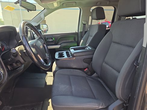 Used 2019 Chevrolet Silverado 1500 LT AWD/4WD image 13