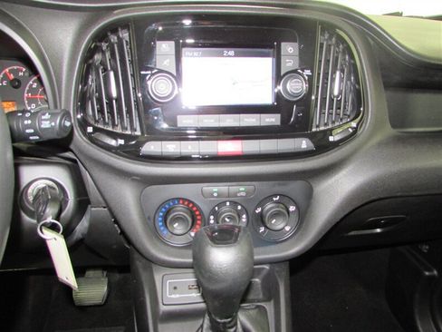 Used 2018 RAM ProMaster City Tradesman image 27