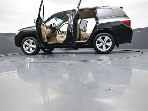 Used 2008 Toyota Highlander Limited AWD/4WD image 51