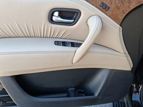 Used 2023 Nissan Armada SL image 16