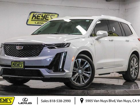 Used 2024 Cadillac XT6 Premium Luxury FWD image 1