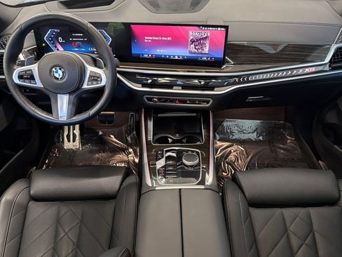 Used 2024 BMW X5 sDrive40i w/ M Sport Package RWD image 16