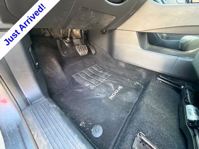 Used 2025 Nissan Rogue SV AWD/4WD image 37