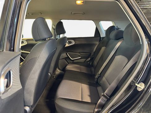 Certified 2023 Kia Soul S FWD image 24