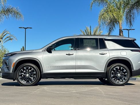 New 2026 Chevrolet Traverse LT w/ Sun and Wheel Package image 7