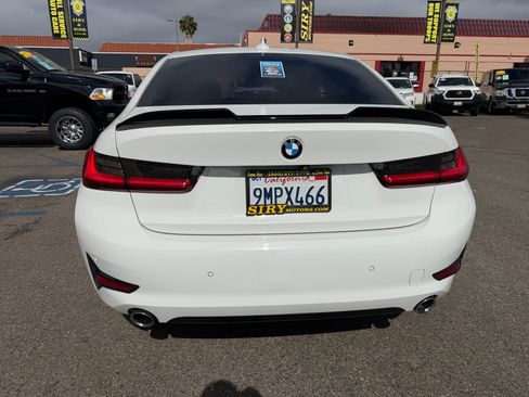 Used 2019 BMW 330i Sedan w/ Convenience Package RWD image 4