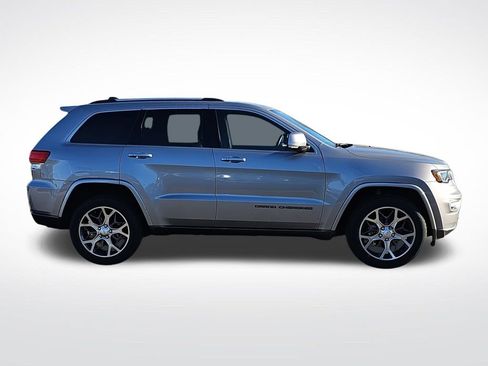 Used 2018 Jeep Grand Cherokee Limited image 4