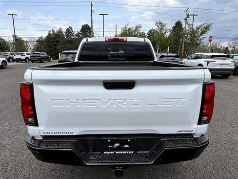 New 2026 Chevrolet Colorado ZR2 w/ Technology Package AWD/4WD image 4