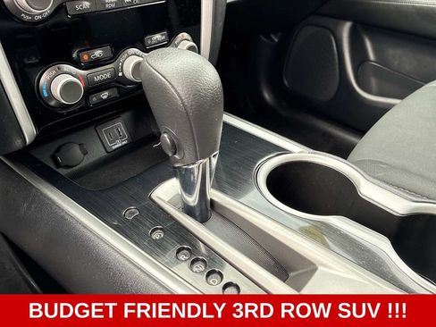 Used 2020 Nissan Pathfinder S AWD/4WD image 26