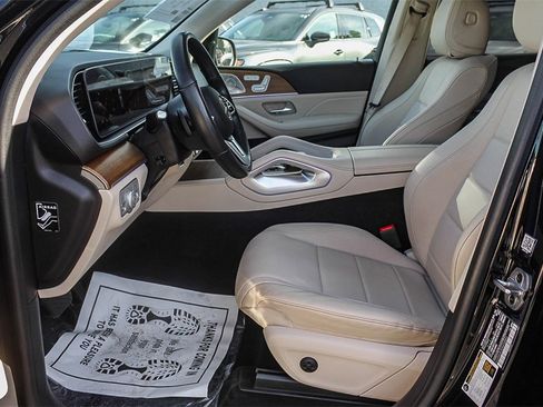 Used 2021 Mercedes-Benz GLE 350 w/ Premium Package image 17