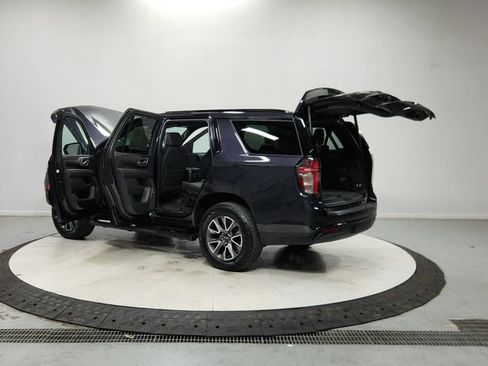 Used 2024 Chevrolet Tahoe Z71 w/ Luxury Package AWD/4WD image 14