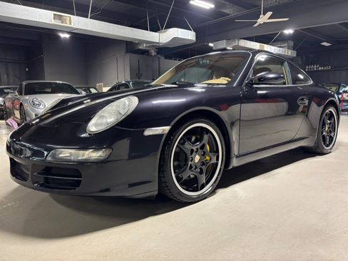 Used 2005 Porsche 911 Carrera S RWD image 4