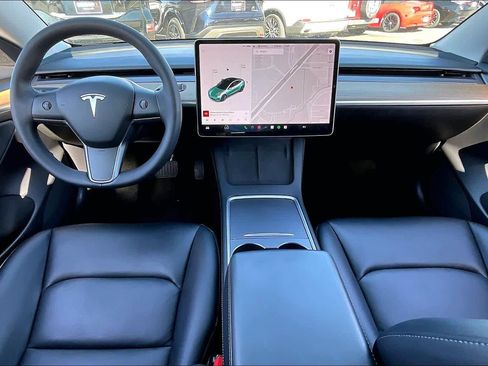 Used 2021 Tesla Model 3 Long Range image 13