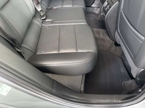 Used 2023 Cadillac XT4 Premium Luxury w/ Technology Package AWD/4WD image 23