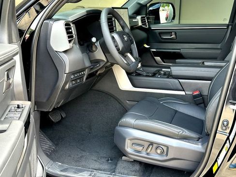 New 2026 Toyota Tundra Limited AWD/4WD image 10