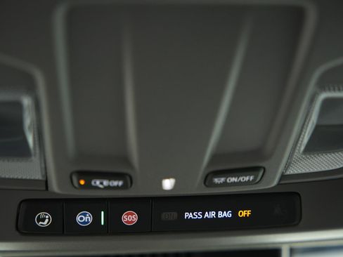 New 2026 GMC Sierra 1500 Elevation image 32